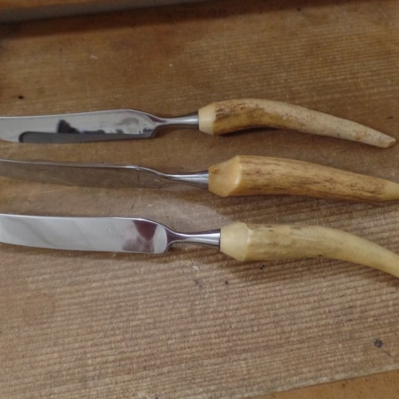 Vintage Robeson Germany Stainless Stag Handle Butter Knives - Picture 4 of 11